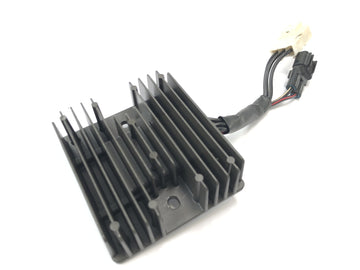 Suzuki VZ 1500 WVCU [2011] - Spændingsregulator ensretter regulator