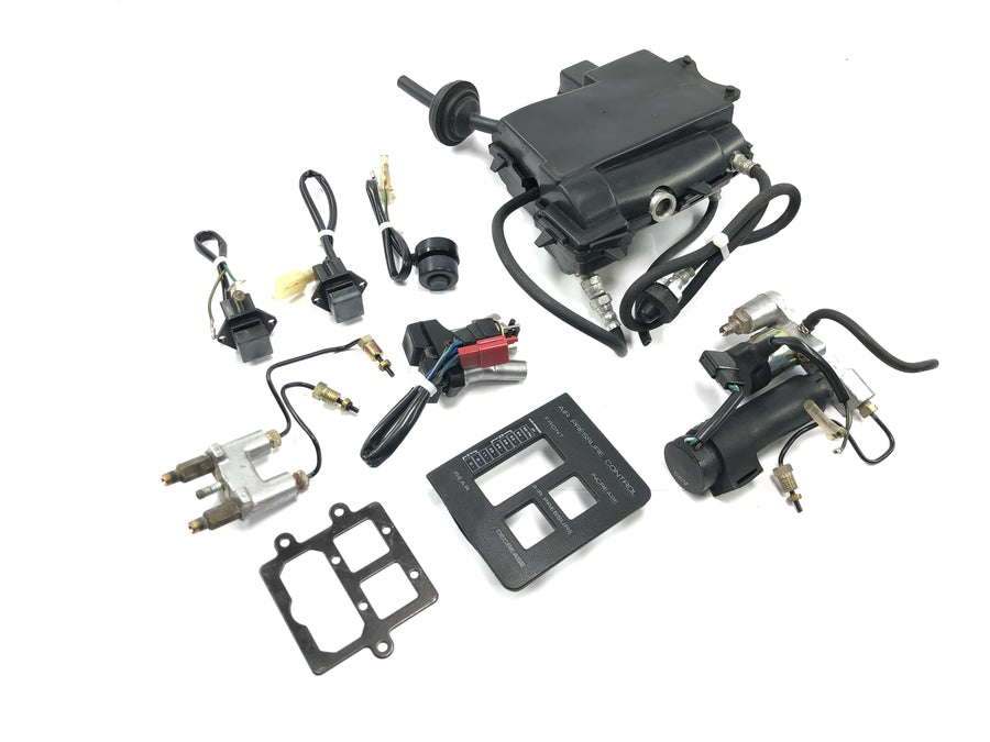Honda Goldwing GL 1200 SC14 [1988] - Ventilsæt til luftaffjedring kompressor kontrolenhed