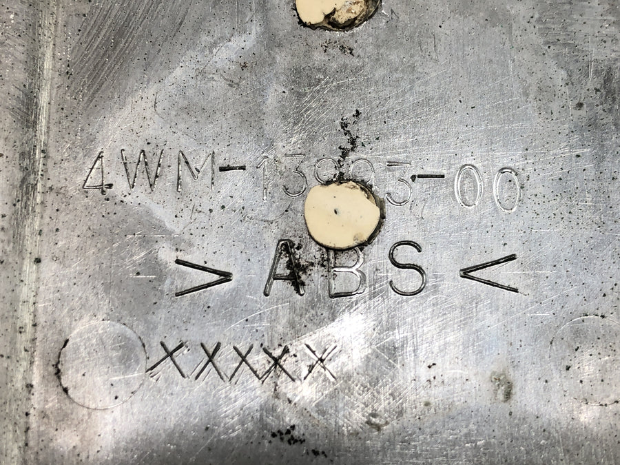 Yamaha XV 1600 Wild Star VP08 [2002] - Brændstofpumpe dæksel Brændstofpumpe dæksel