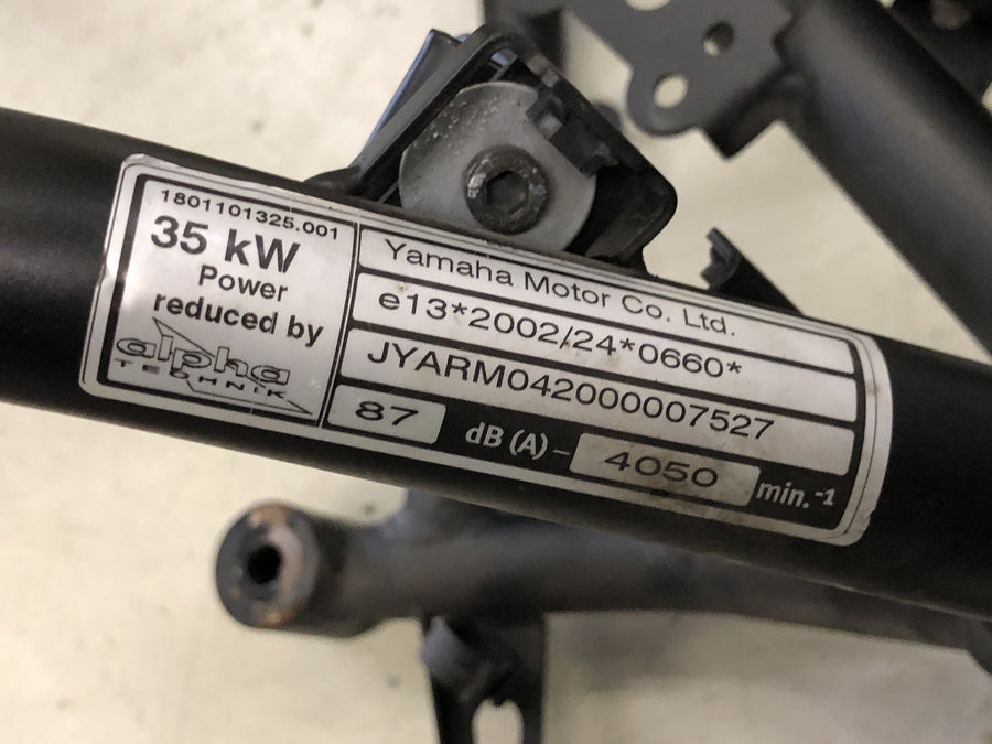 Yamaha MT07 RM04 [2014] - Ramme med papirer
