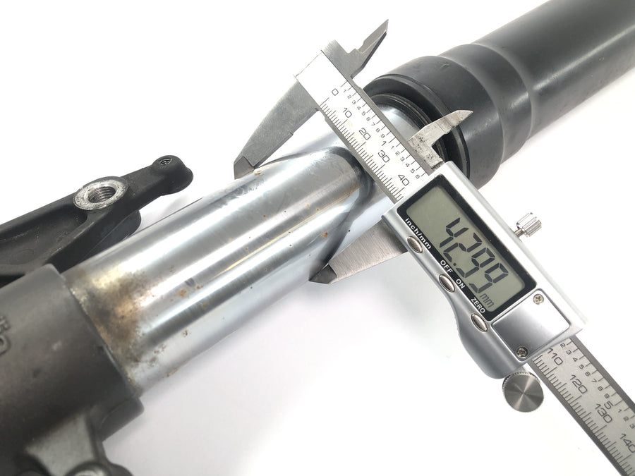 Aprilia RSV 1000 R [2004] - teleskopgaffel forgaffel komplet inklusive aksel
