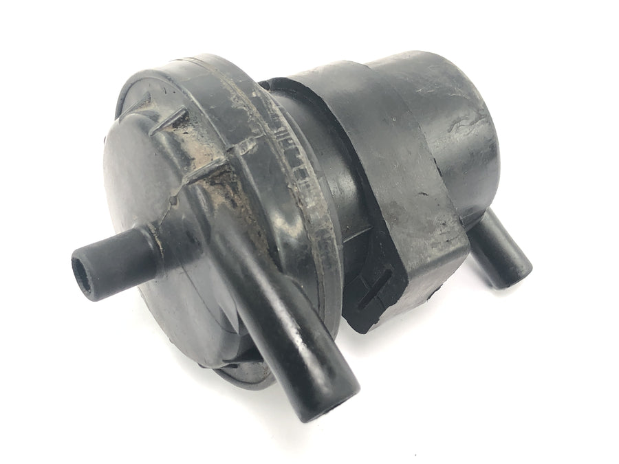 Honda NX 650 Dominator RD02 [1994] - Krumtaphusventilation