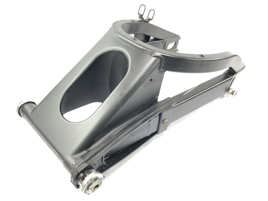 Yamaha YZF R1 RN09 [2003] - Swing baghjulsvingende svingarm bagpå