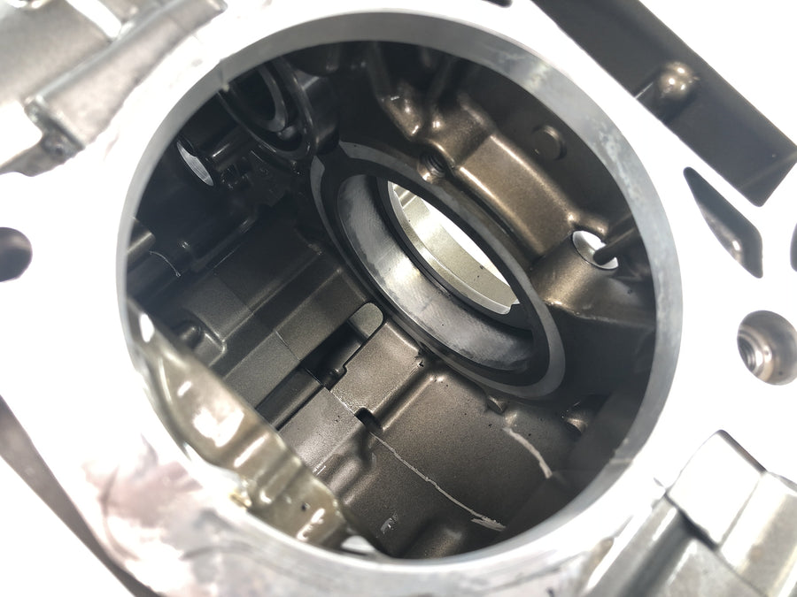 Yamaha MT 03 RM02 [2007] - motorhus krumtaphus motorblok tomt hus