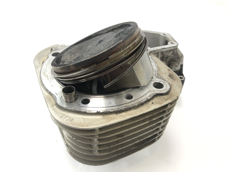 BMW R 1150 GS R21 [2002] - cylinder med stempel til venstre