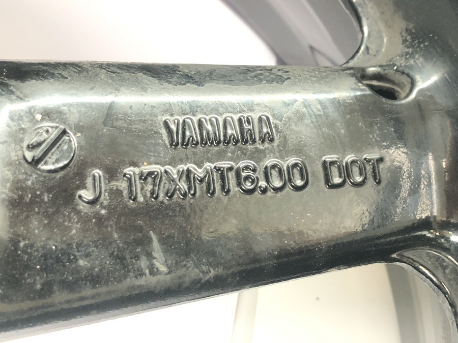 Yamaha YZF R1 RN04 [2001] - baghjulsfælg hjulfælg komplet med kædehjul 17 tommer 17x6.00"