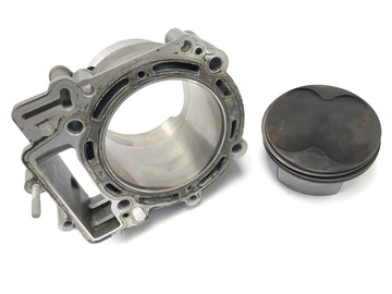 KTM 950 SM LC8 [2008] - Cylinder med stempler foran