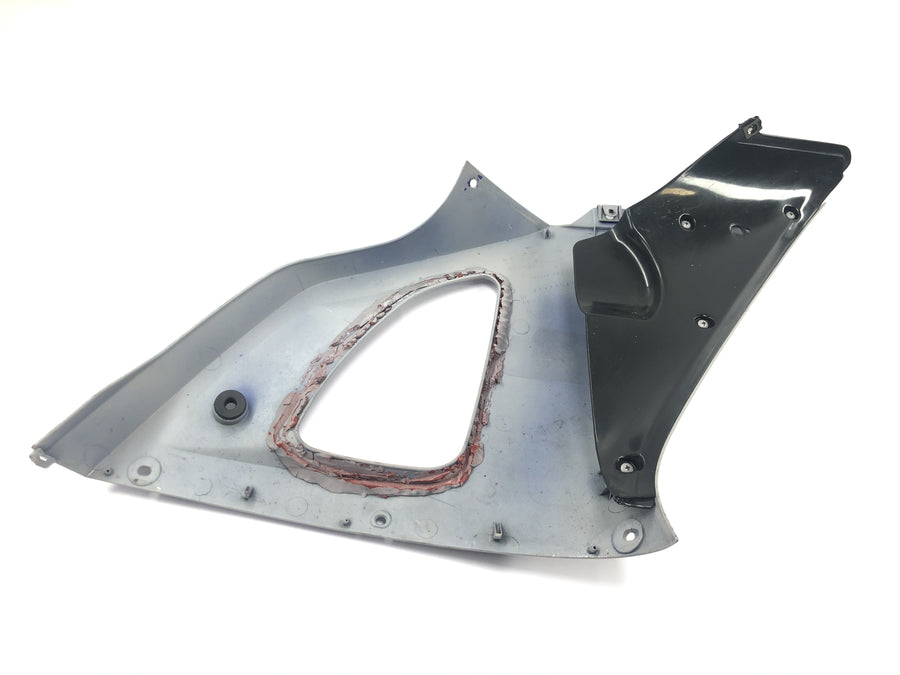 Yamaha YZF R1 RN04 [2001] - Beklædning til øverste venstre sidepanel