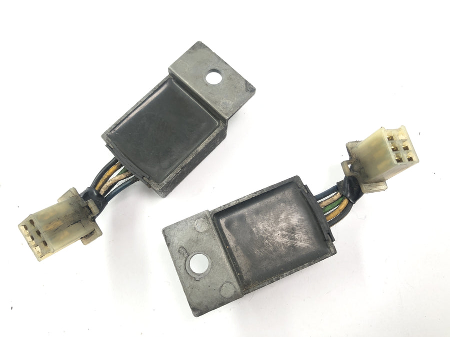 Honda GL 500 Silversching PC02 [1982] - Spændingsregulator ensretter oplader adapter
