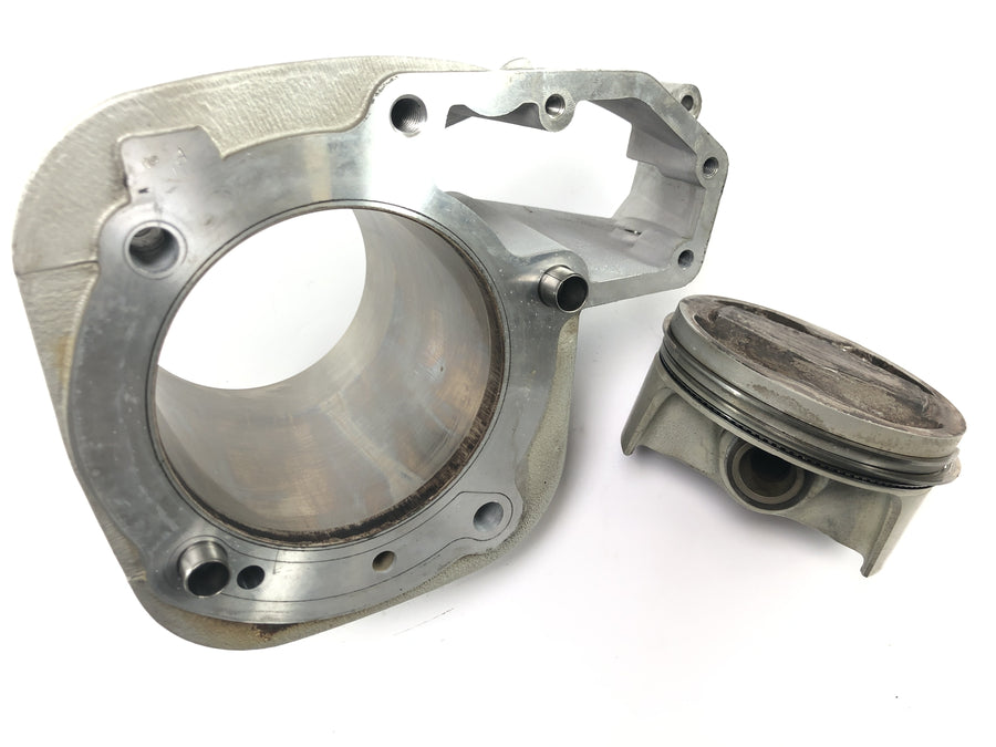 BMW R 1100 S R2S [2000] - cylinder med stempel til venstre