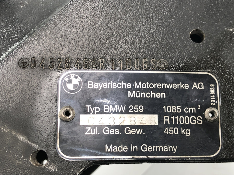 BMW R 1100 GS 259 [1995] - Rammehoved med papirer