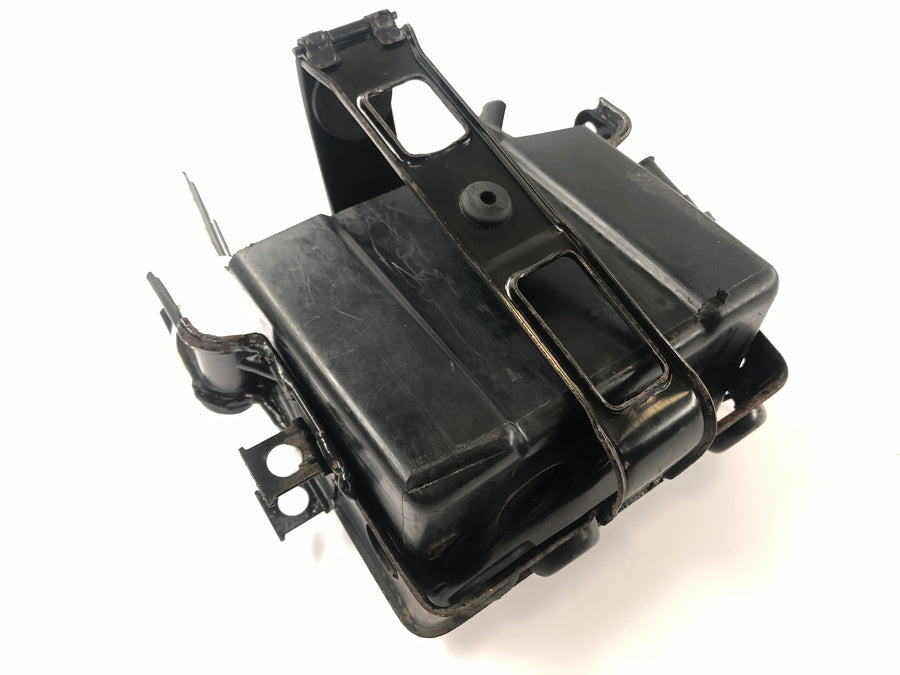 Honda XBR 500 PC15 [1989] - Batteri Boks Bracket Holder Battery Absorption