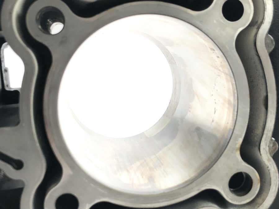 Honda VTX 1800 SC46 [2004] - Cylinder med bageste stempel