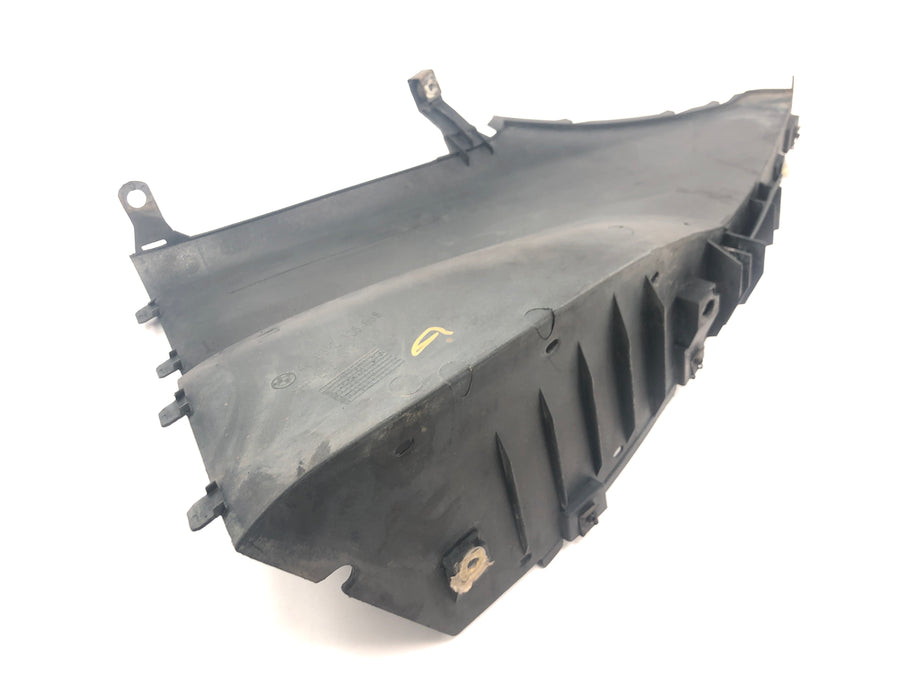 BMW C1 125 [2002] - Fodrumspanel højre, indvendigt tunnelpanel
