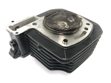 Moto Guzzi Stelvio 1200 8V [2016] - cylinder med stempel til venstre - 0