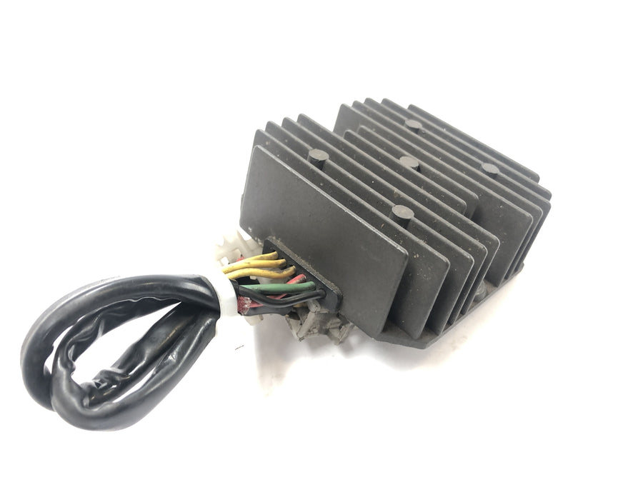 Honda XBR 500 PC15 [1989] - Kontrol af ensretters spændingsregulatoroplader 12v