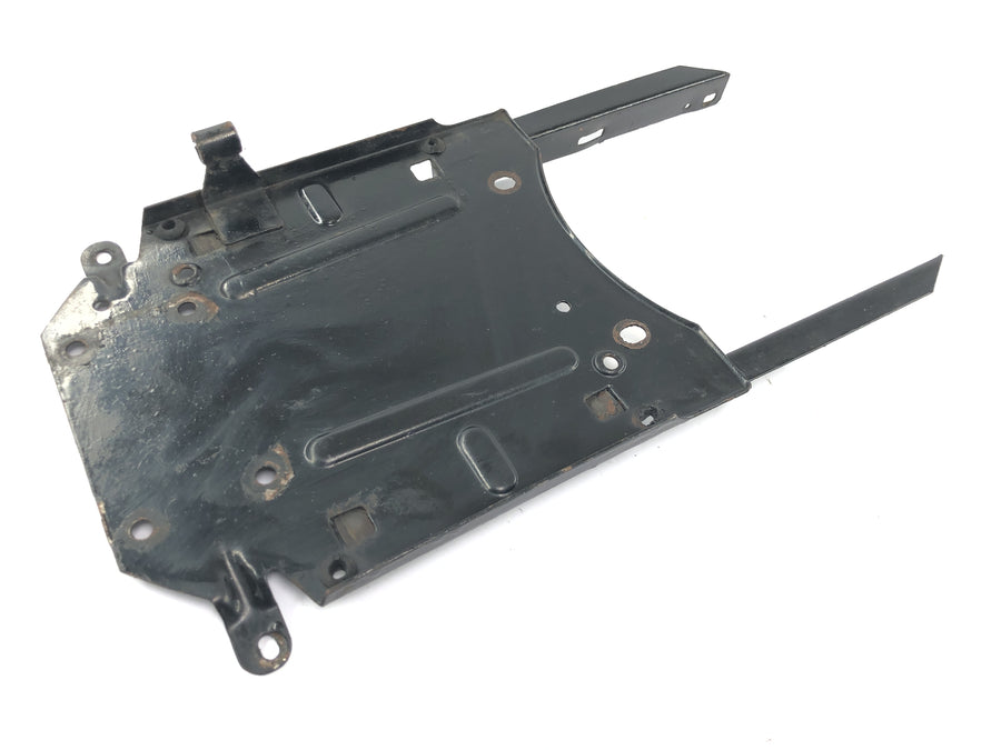 Moto Guzzi V7 Special [1971] - Batteriholder, batteriholder, bagmonteringsplade