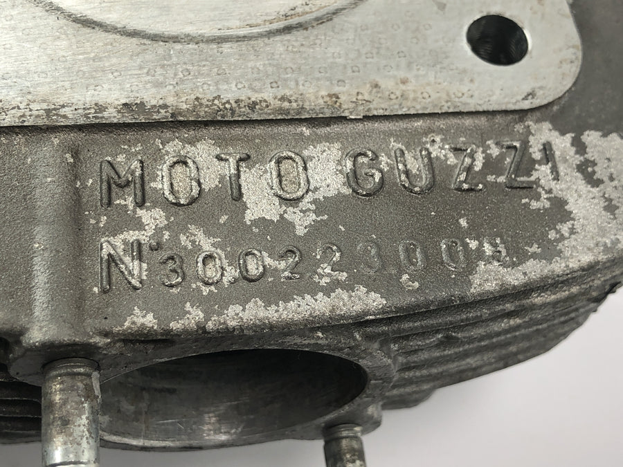 Moto Guzzi V10 Centauro [1998] - cylinderhoved højre ventilhoved