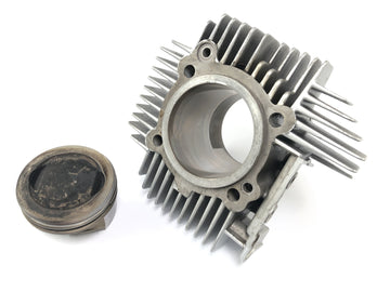 Ducati Monster M600 [1995] - Cylinder Kit Cylinder med stempler, der ligger foran - 0