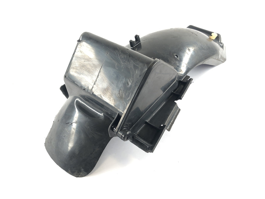 Honda CB 900 F SC01 [1981] - Kot Wing ved den bageste stænkbeskyttelse