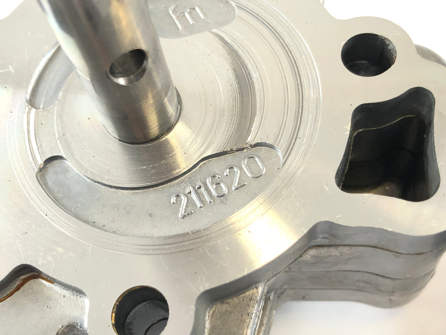Aprilia RSV 1000 RR Factory [2009] - Oliepumpe