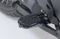 BMW R 1300 GS Adventure [2024-2026] - EVO Fußrasten-Satz schwarz – Bild 9