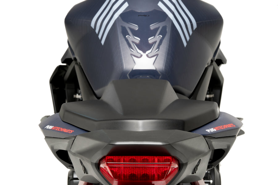 HONDA CB 750 HORNET [2025] – bagbeklædning – carbon look