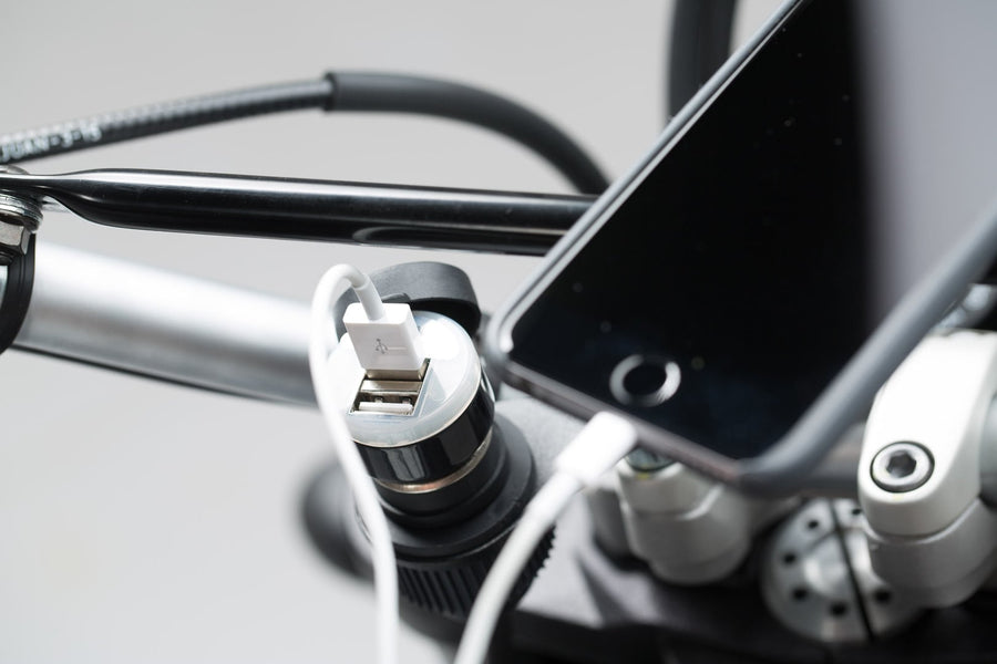[SW-MOTECH] - Universalt elektrisk sæt med cigarettænder og USB-stik - Figur 4