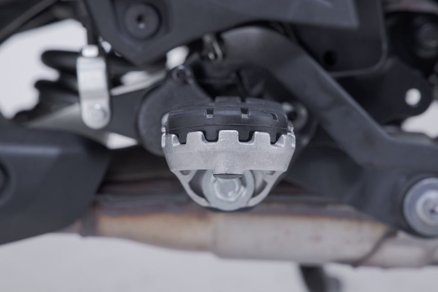 Suzuki V-Strom 800 DE [2023-2026] - ION fodstøttesæt, kan sænkes 15 mm, version FRS.05.011.10200/S – billede 5
