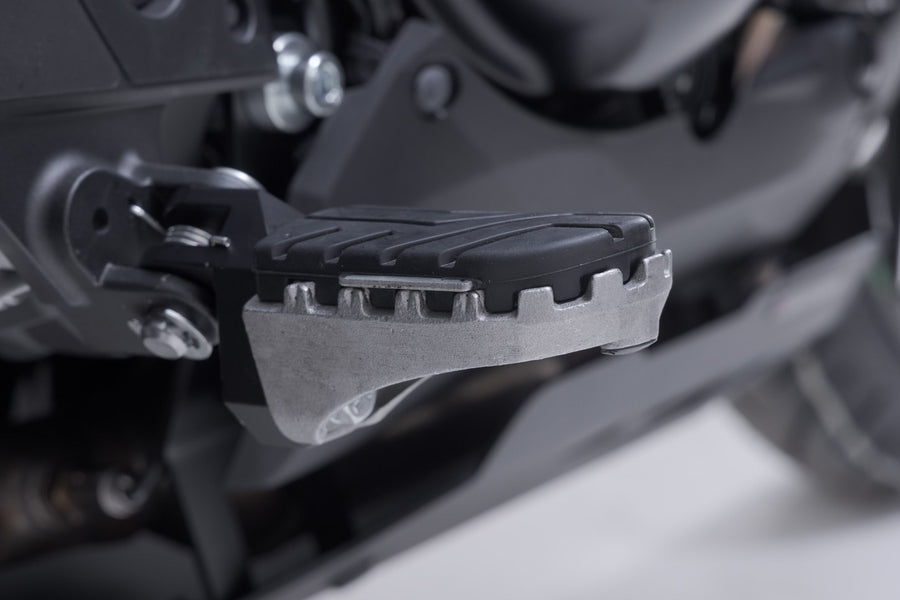 Kawasaki Versys 1100 [2025-2026] - ION fodstøttesæt sort – billede 5