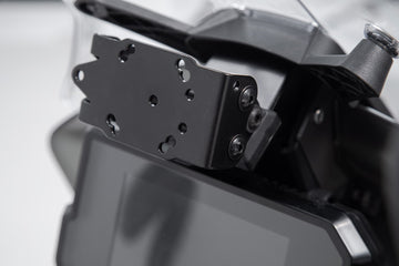 Husqvarna Norden 901 [2024] - Navi holder i cockpittet - billede 1