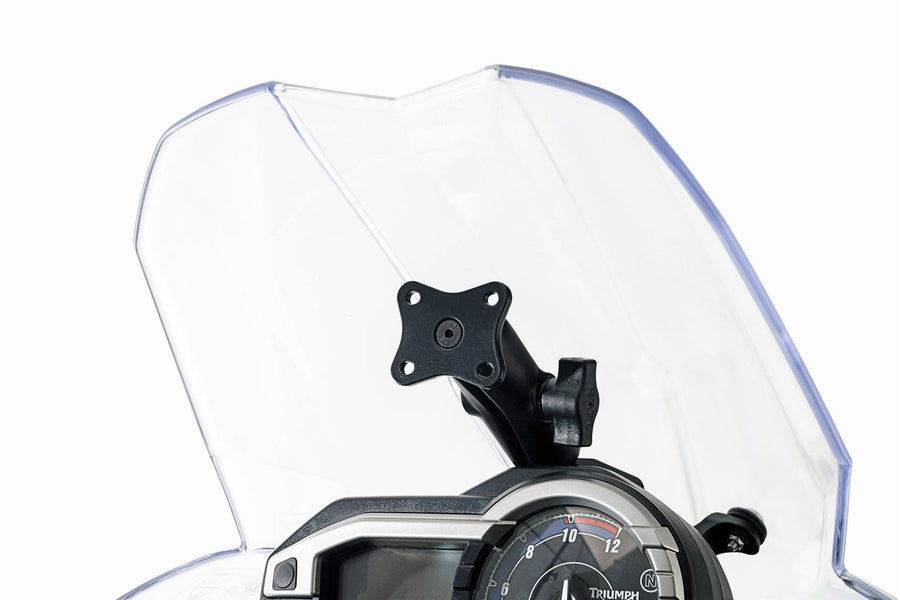 Triumph Tiger 800 XRT [2016] - Navi holder i cockpittet – billede 4