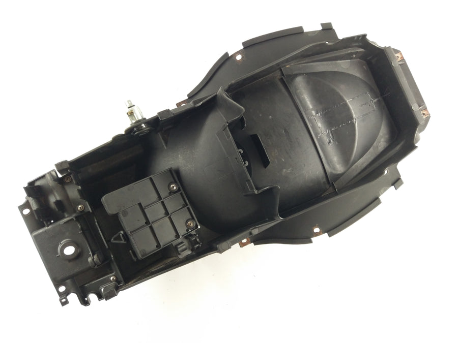 Moto Guzzi Norge 1200 [2008] - Bageste under stænkbeskyttelse