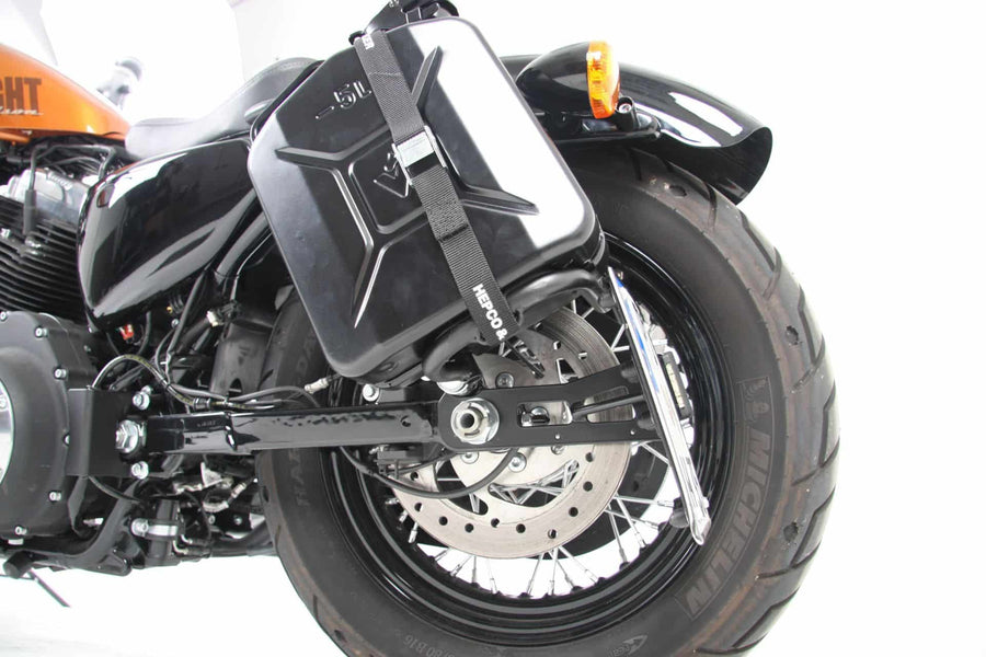 Harley-Davidson Sportster 883 Roadst [2004-2020] -Kanisterudskæring inklusive indehaver