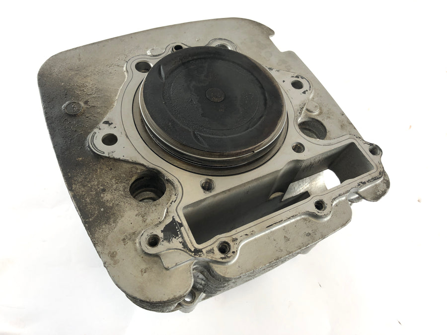 Yamaha TT 600 R DJ01 [2000] - Cylinder med stempler
