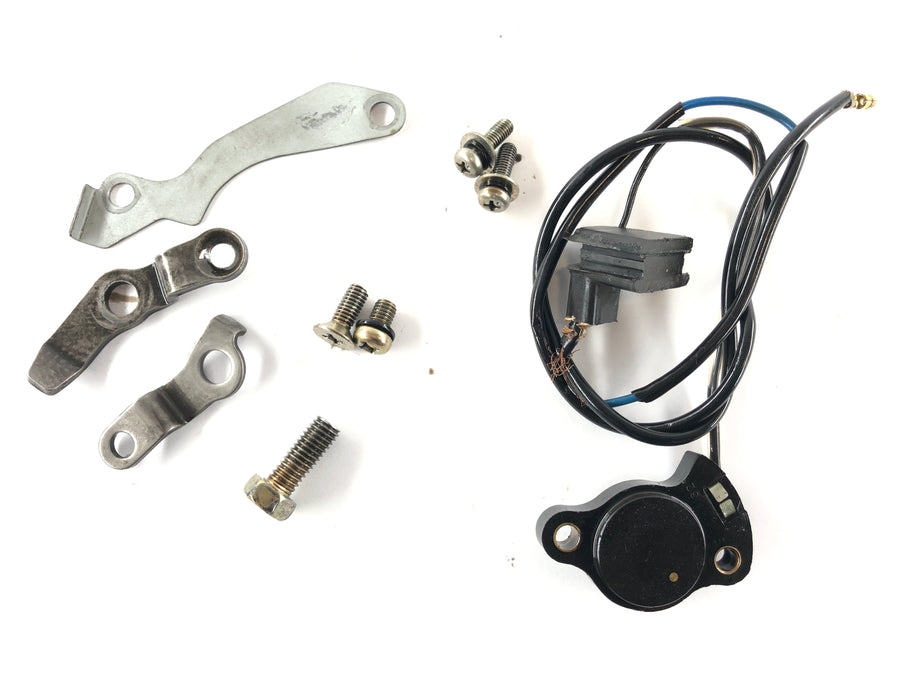Suzuki DR 600 SN41A [1986] - Neutrale switches Idle Sensor