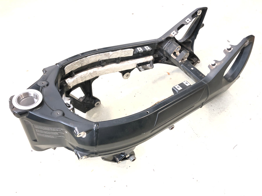 BMW F 800 ST [2006] - Ramme med papirulykke - fri