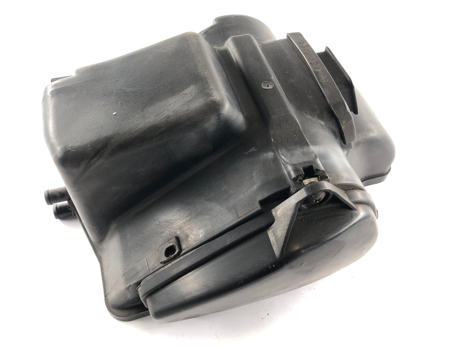 Suzuki LS 650 NP41B [1990] - LID Air Filter Box Airbox