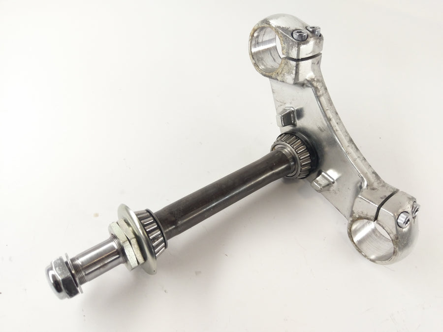 Triumph Thunderbird 900 T309RT [1995] - Fork Bridge nedenfor