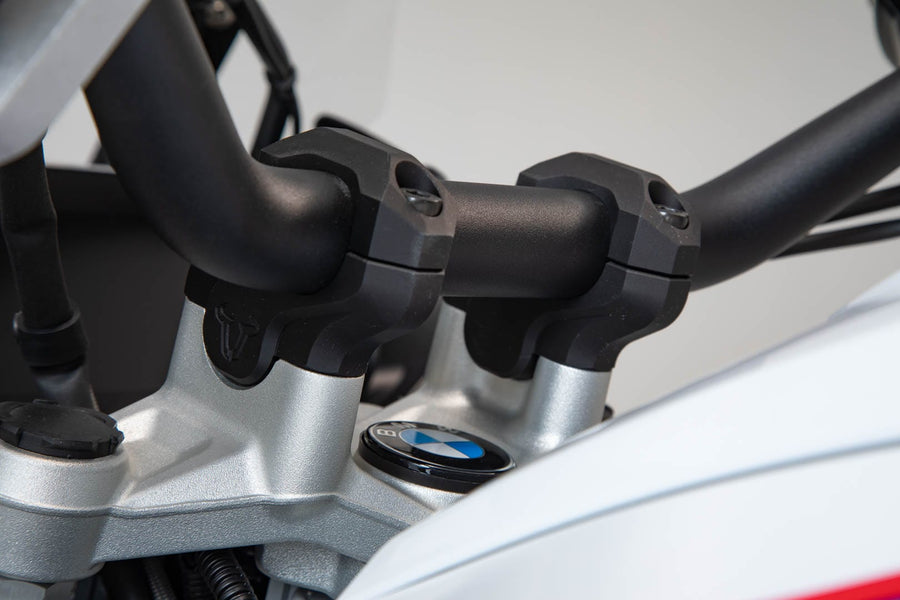 BMW R 1200 GS [2019] - styr flyttet 32 mm opad og 25 mm bagud, sort - billede 2