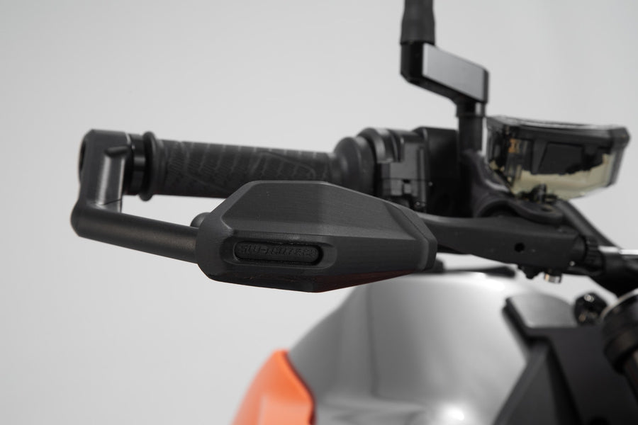 KTM 790 Duke [2022-2024] - håndtagsbeskytter med vindafviser - billede 3