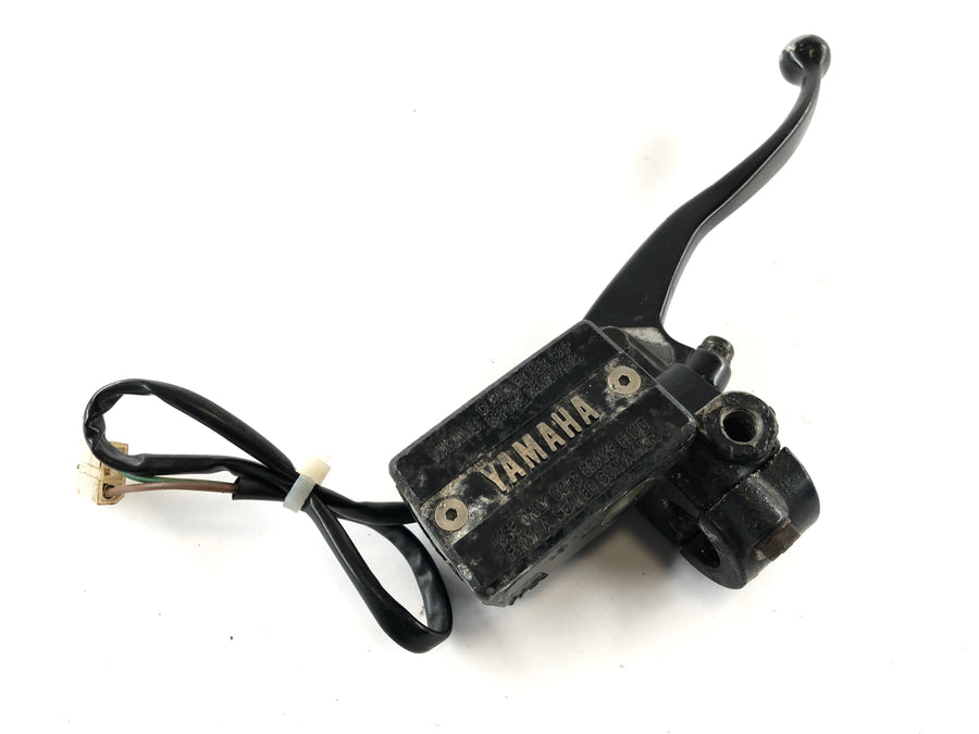 Yamaha XT 350 55V [1987] - Bremsepumpe foran med bremsearmen
