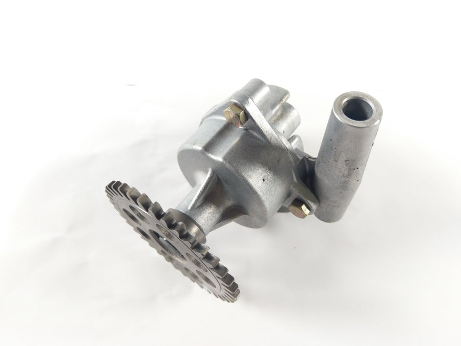 Suzuki GSX -R 750W GR7BA - Oliepumpe med gear