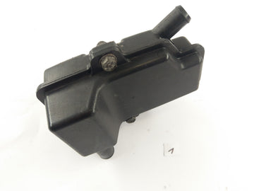 Honda 750 CB syv halvtreds RC42 [1992] - Motor Housing Ventilation - 0