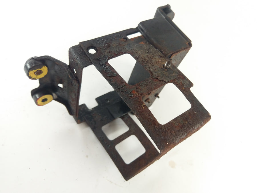 Suzuki GT 750 [1973] - Batteri Box Battery Battery Battery
