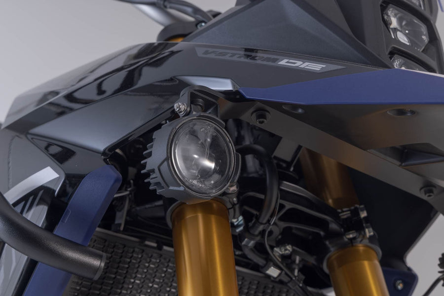 Suzuki V-Strom 800 DE [2023-2026] - Scheinwerfer-Halter – Bild 2