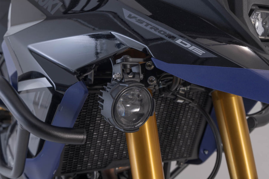 Suzuki V-Strom 800 DE [2023-2026] - Scheinwerfer-Halter – Bild 5