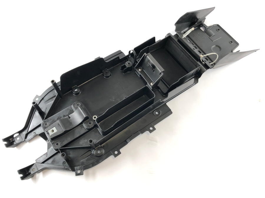 Aprilia RSV 1000 RR Factory [2009] - underjordisk af den indvendige beklædning af stænkbeskyttelse