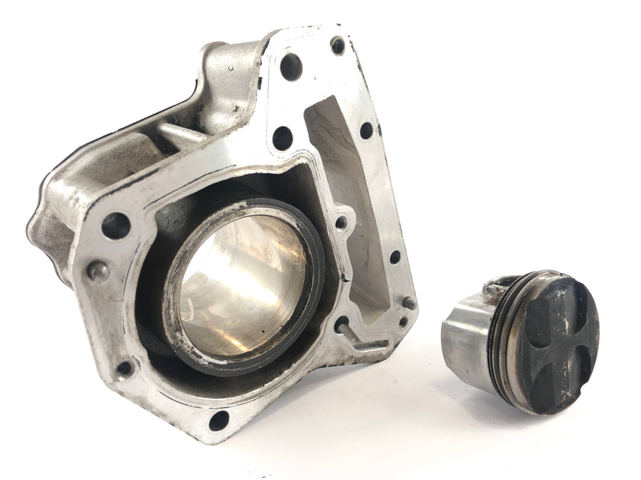 BMW C1 125 [2001] - Cylinder med stempler
