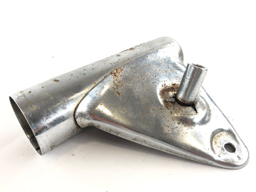 Suzuki T 500 [GT 500] - Lampeholder forlygteroptagelse af bracket til højre - 0